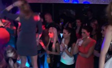 Party Amateur Fingered On The Dancefloor