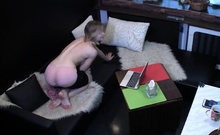 Stepdaughter Touching Herself Seductively Live