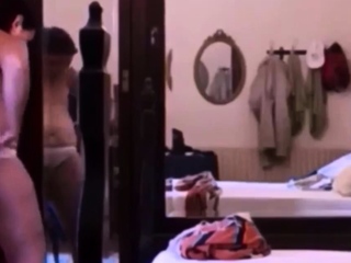 intimate home scenes my BBW stepmom (voyeur)