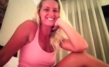 Webcam milf with breast milk live hardcore masturbate