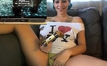Amateur Hottie Solo Masturbation