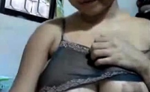 Indian Amateur Exposes Her Large Breasts on Webcam