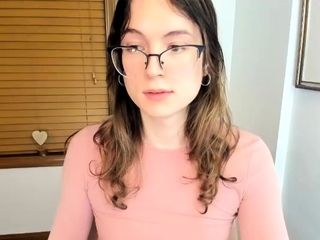 Brunette Solo Webcam Masturbation