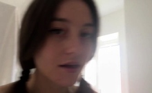 Amateur hottie solo masturbation