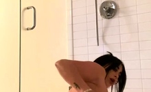 Brunette Solo Webcam Masturbation
