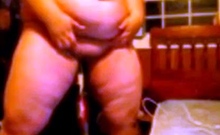 BBW Plays With a Bat Sex Toy on Webcam