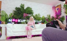 Blonde Amateur Porn Casting At Local Motel