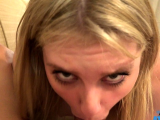 Amateur blondes pov blowjob and hardcore fun with lucky dude