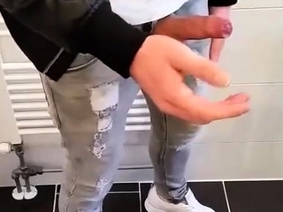 Amateur Webcam Handjob with a Big Cock